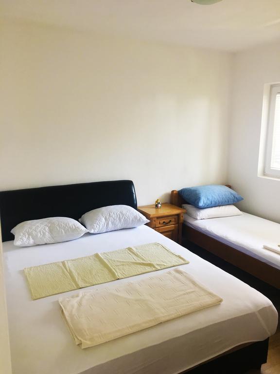 Milmaris Apartments Tivat Kültér fotó
