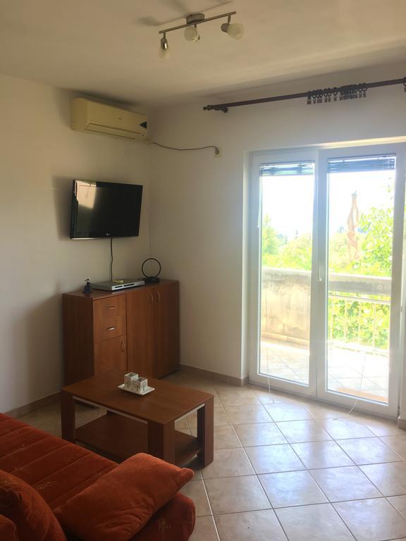 Milmaris Apartments Tivat Kültér fotó