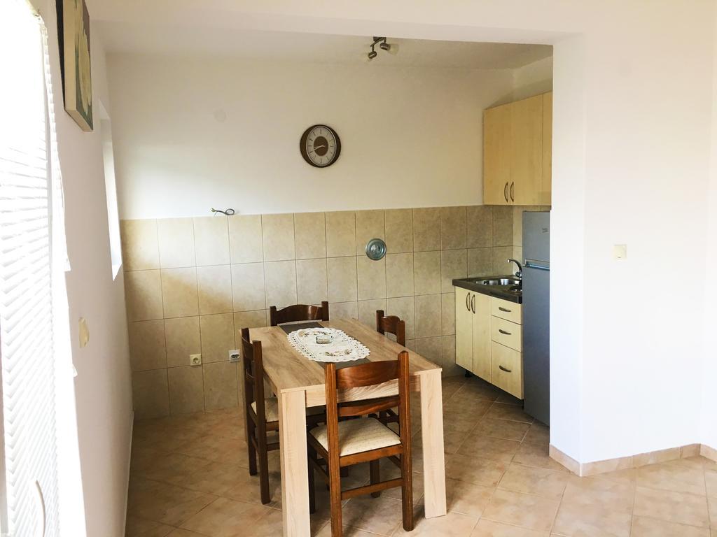 Milmaris Apartments Tivat Kültér fotó